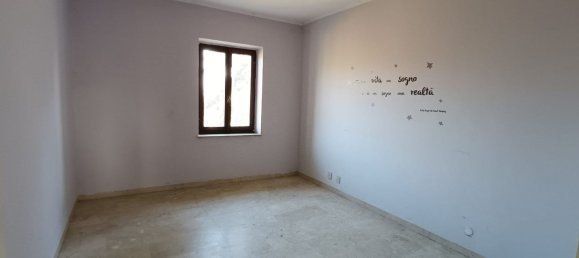 5 rooms Apartment in Cumiana, Italy No. 183399 14