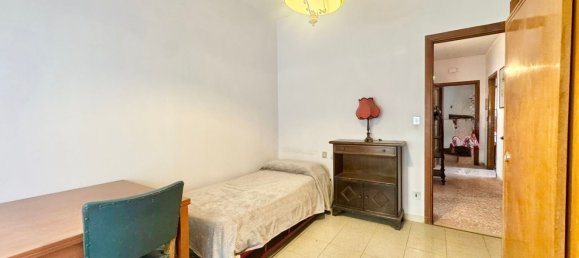 5 rooms Apartment in Perugia, Italy No. 306387 18
