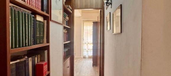5 rooms Apartment in Perugia, Italy No. 306387 12