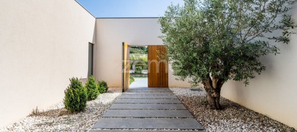 4 bedrooms House in Vila Nova de Gaia, Portugal No. 182826 8