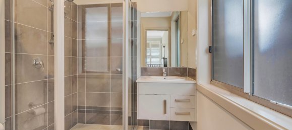 4 bedrooms House in Leppington, Australia No. 530 8