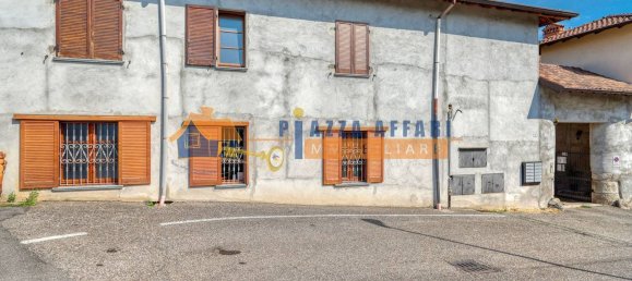 Квартира с 3 комнатами в Карнаго, Италия № 289115 21