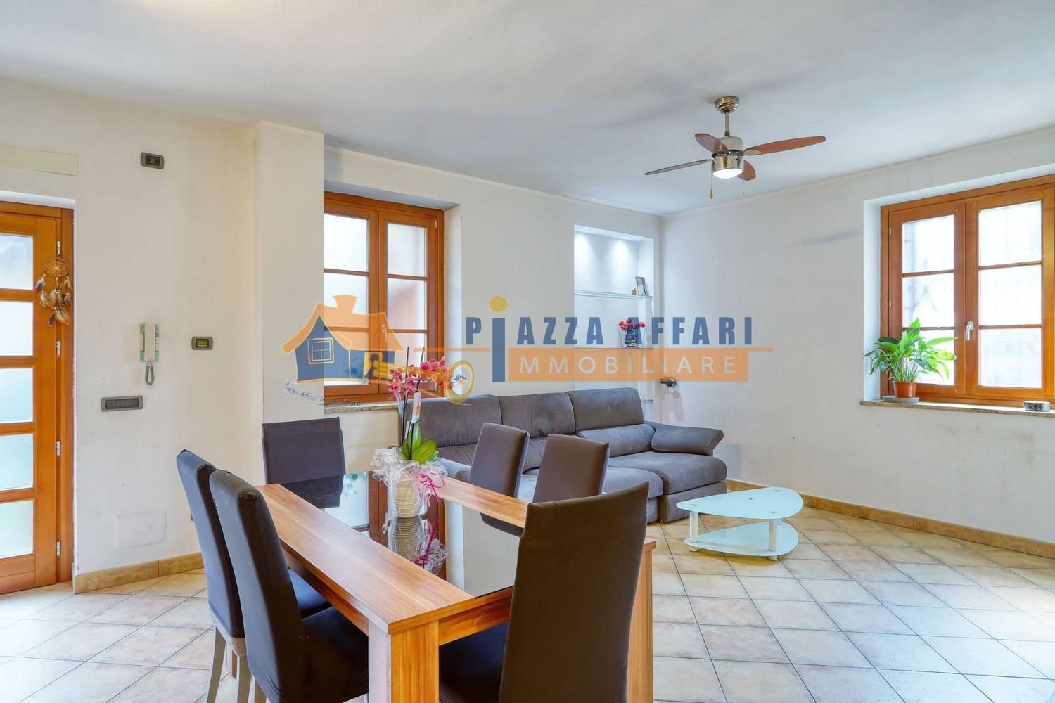 Квартира с 3 комнатами в Карнаго, Италия № 289115