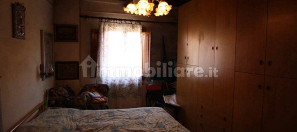 4 rooms Apartment in Fucecchio, Italy No. 375636 11