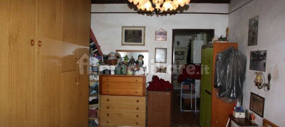 4 rooms Apartment in Fucecchio, Italy No. 375636 10