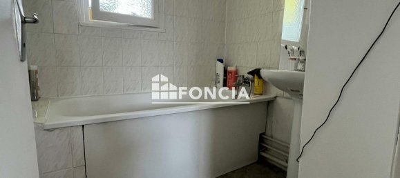 2 Schlafzimmer Wohnung in Bourgoin-Jallieu, France, Nr. 362308 8