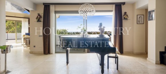 3 bedrooms Penthouse in Malaga, Spain No. 100929 8
