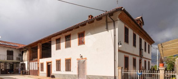 6 rooms House in Revigliasco d'Asti, Italy No. 114452 2