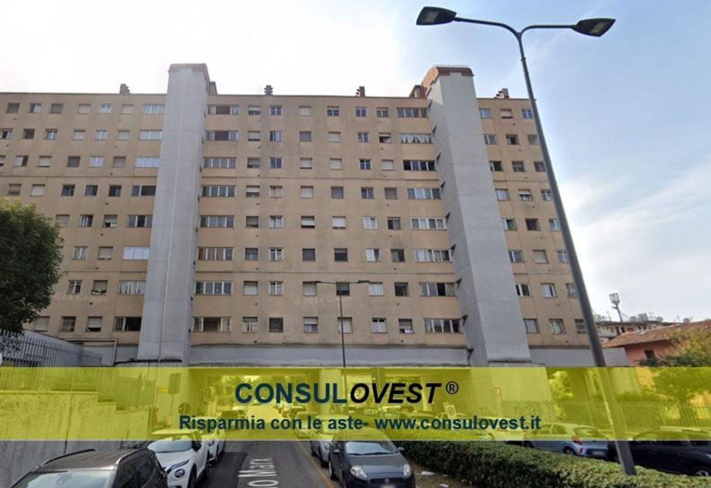 4 rooms Apartment in Milan, Italy No. 246971