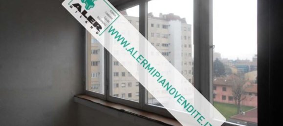 4 rooms Apartment in Milan, Italy No. 246971 8