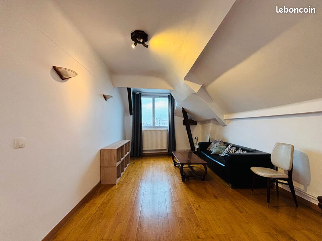 Apartamento de 1 dormitorio en Argenteuil, France No. 148007