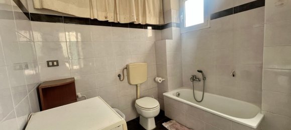 3 bedrooms Apartment in Genoa, Italy No. 376390 22