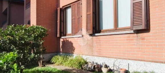 Villa de 4 habitaciónes en Cormano, Italy No. 263944 6