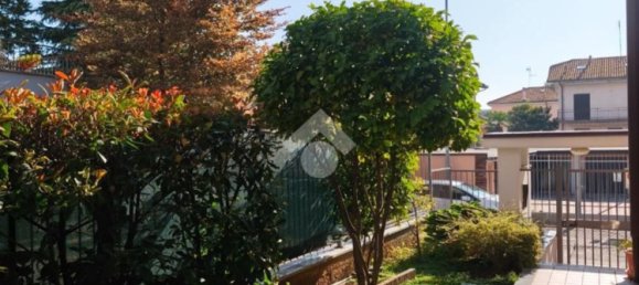 Villa de 4 habitaciónes en Cormano, Italy No. 263944 8