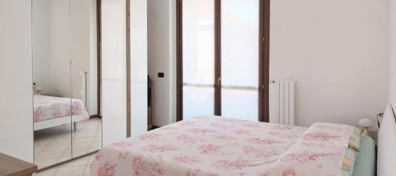 Villa de 4 habitaciónes en Cormano, Italy No. 263944 26