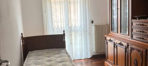 3 bedrooms Apartment in Rovigo, Italy No. 351110 3