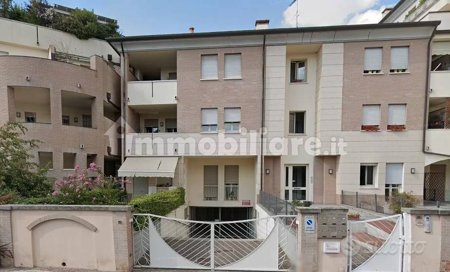 3 bedrooms Apartment in Rovigo, Italy No. 351110