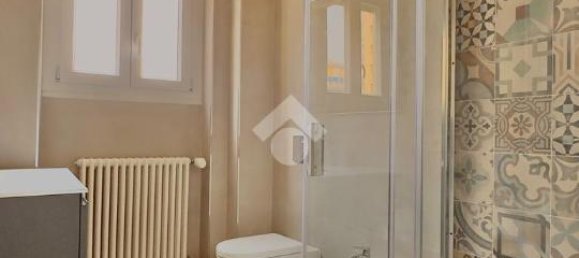 4-salle Appartement à Novi Ligure, Italy No. 11380 11