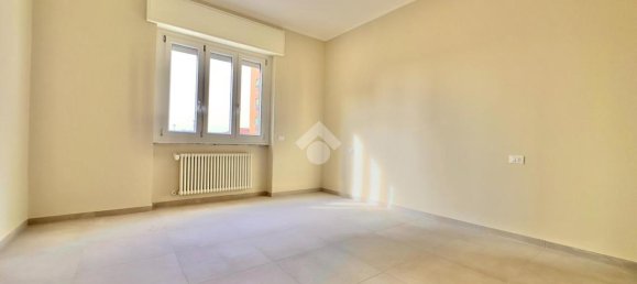 4-salle Appartement à Novi Ligure, Italy No. 11380 14