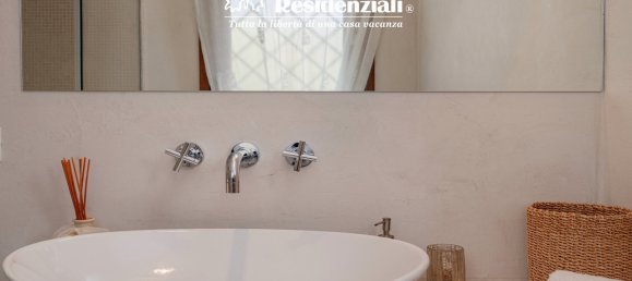 4 bedrooms Villa in Golfo Aranci, Italy No. 274983 17