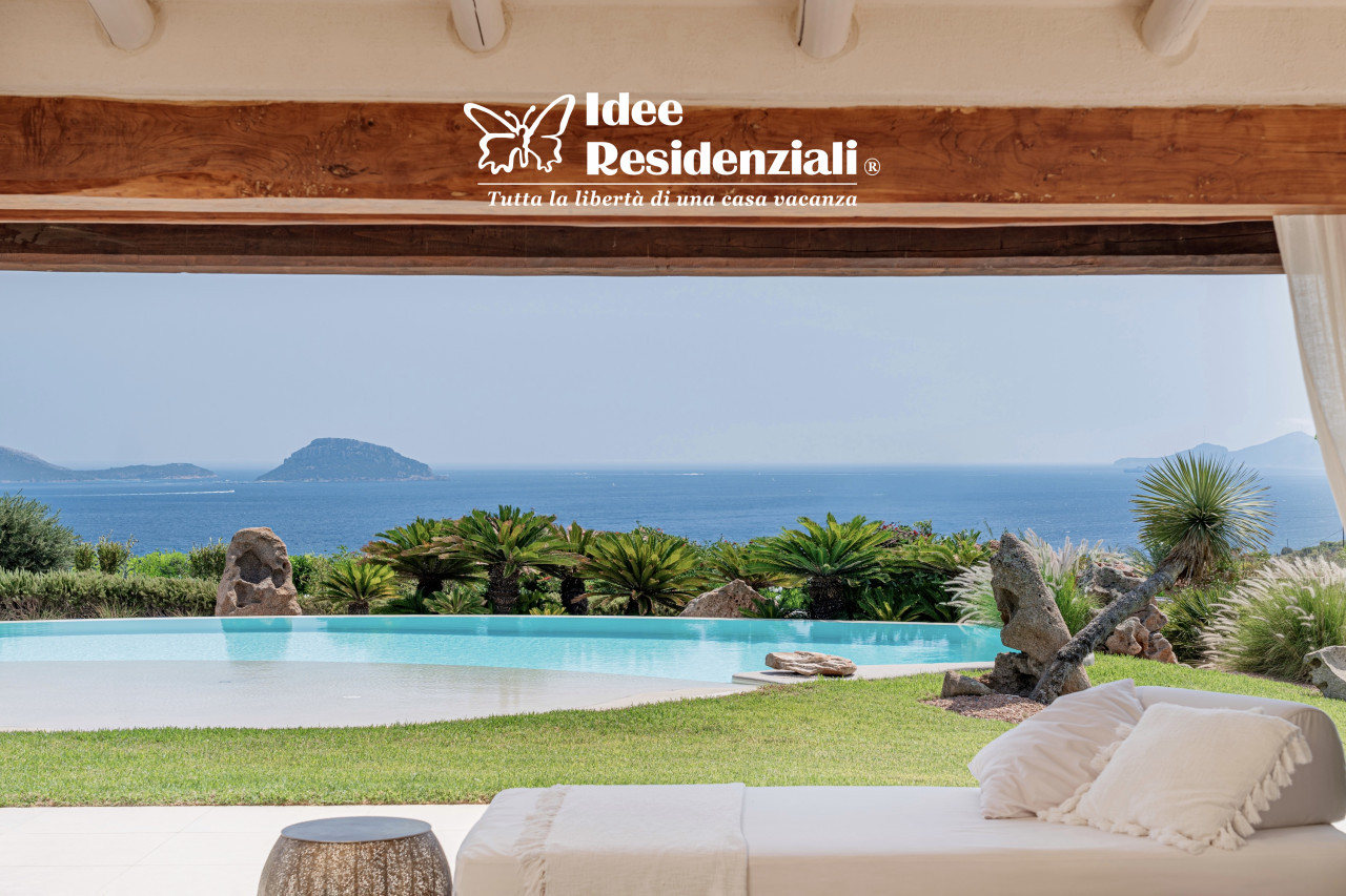 4 bedrooms Villa in Golfo Aranci, Italy No. 274983