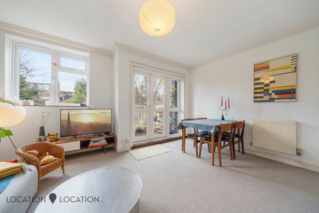 2 bedrooms Apartment in London, United Kingdom No. 4587