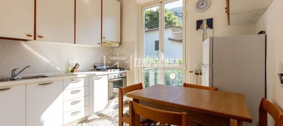 Квартира с 4 комнатами в Леричи, Италия № 300795 4