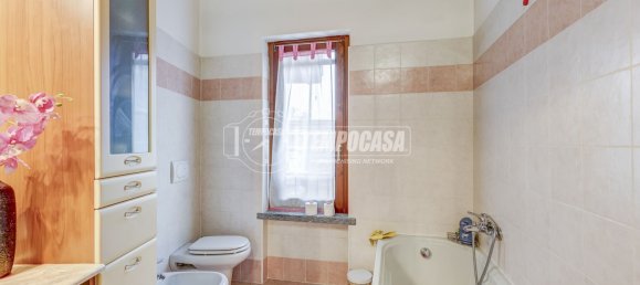 Casa de 3 divisões em Somma Lombardo, Italy N.º 122026 35