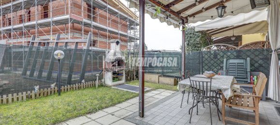 Casa de 3 divisões em Somma Lombardo, Italy N.º 122026 21