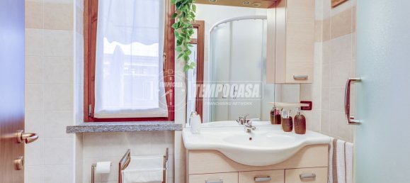 Casa de 3 divisões em Somma Lombardo, Italy N.º 122026 6