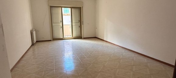 6 rooms Apartment in Messina, Italy No. 228001 13