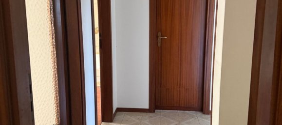 6 rooms Apartment in Messina, Italy No. 228001 10