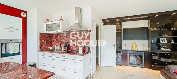 1 bedroom Apartment in Grasse, France No. 200674 5