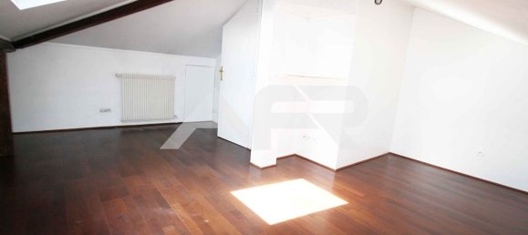 1 bedroom Duplex in Chatou, France No. 179928 7