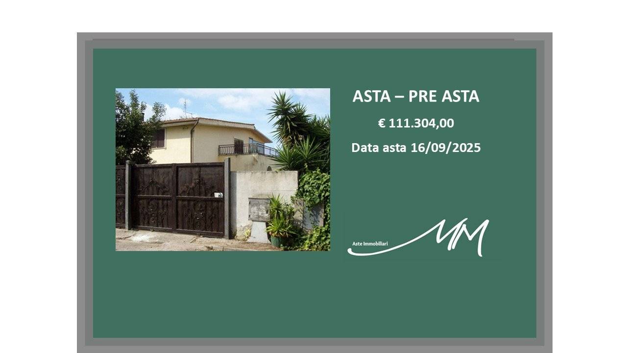 3 bedrooms Villa in Aprilia, Italy No. 208628