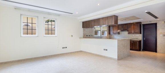 4 chambres Villa à Jumeirah Park, UAE No. 18769 8