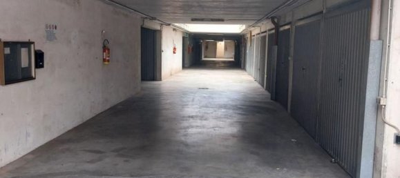 Гараж 14м² в Рим, Италия № 369876 4