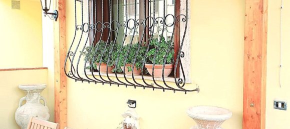 Дом с 5 комнатами в Тоди, Италия № 50518 4