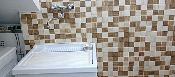 Дом с 5 комнатами в Тоди, Италия № 50518 22