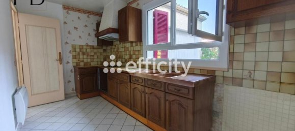 Casa de 3 dormitorios en Bouffemont, France No. 296365 6