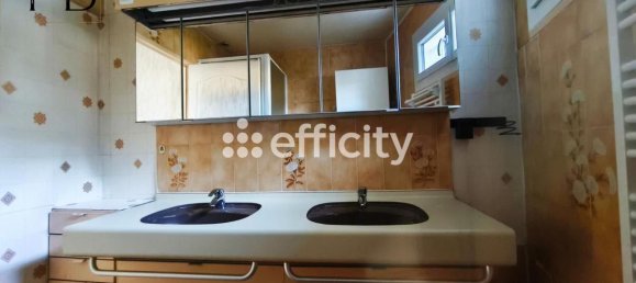 Casa de 3 dormitorios en Bouffemont, France No. 296365 9