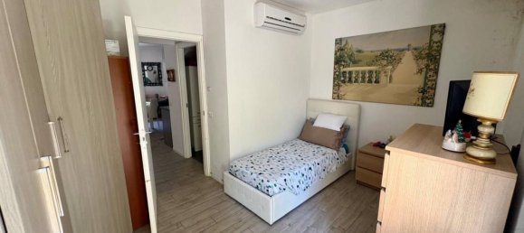 2 bedrooms Apartment in Florence, Italy No. 328827 14