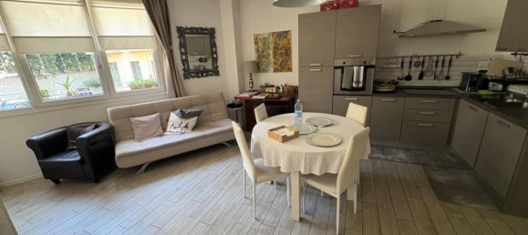 2 bedrooms Apartment in Florence, Italy No. 328827 16