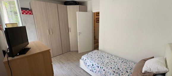 2 bedrooms Apartment in Florence, Italy No. 328827 13