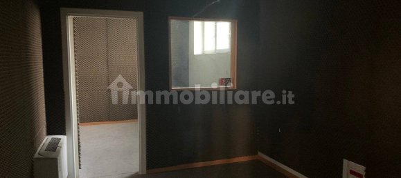 3 rooms Office in Piacenza, Italy No. 71696 5