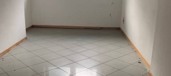 3 rooms Office in Piacenza, Italy No. 71696 11