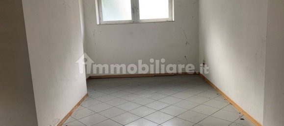 3 rooms Office in Piacenza, Italy No. 71696 6