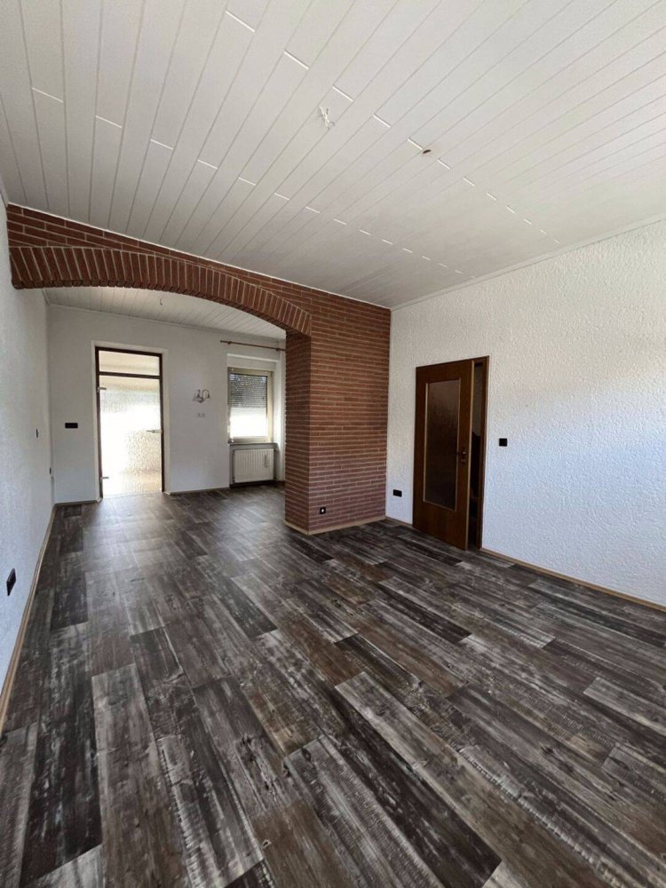 5 rooms Townhouse in Mayen-Koblenz, Germany No. 348464