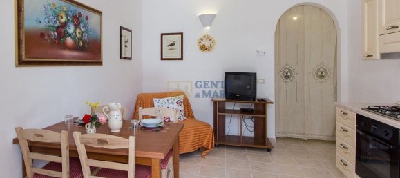 Casa de 13 habitaciónes en Ostuni, Italy No. 17279 17