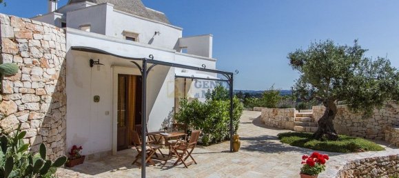 Casa de 13 habitaciónes en Ostuni, Italy No. 17279 14